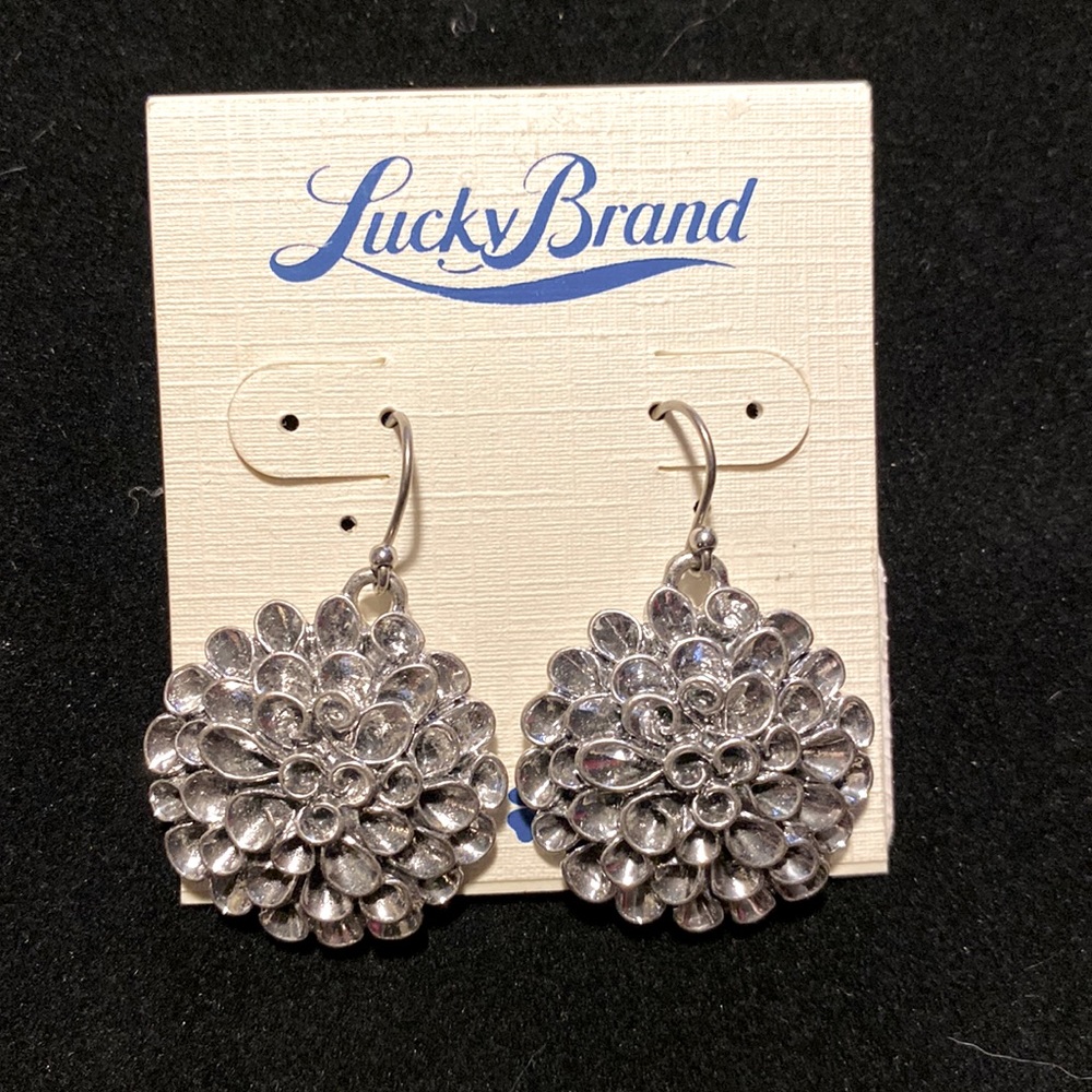 NWT Lucky Brand silver earrings